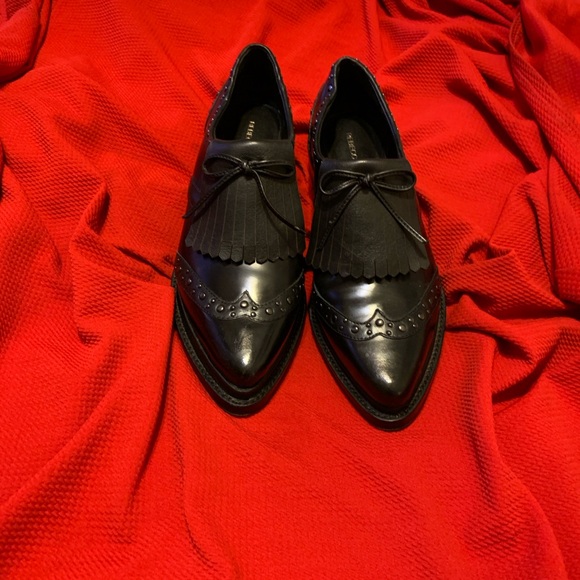 Rebecca Minkoff Black Fringe Men's Oxfords - Picture 3 of 8